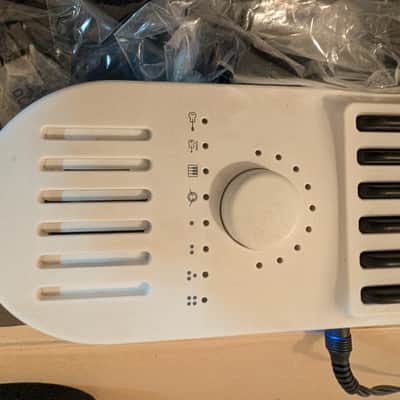 Artiphon Instrument 1 - White image 3