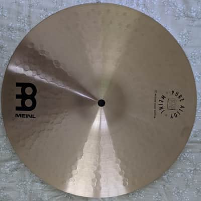 Meinl 15" Pure Alloy Traditional Medium Hi-Hat Cymbals (Pair) 2017 - Present - Traditional image 3