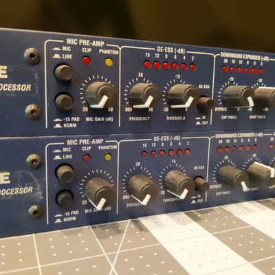 PAIR Symetrix 528E Voice Processor Channel Strip Mic Pre Compressor Gate Parametric EQ image 2