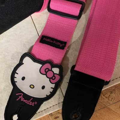 Fender Squier Hello Kitty Stratocaster w/matching gig bag, strap, original box Pink 2005 Rare Like image 20