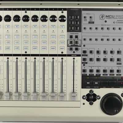 Mackie MCU Pro Universal DAW Control Surface image 6