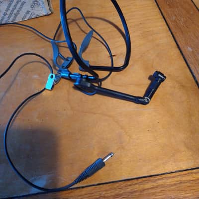 AKG C410/B headset mic with B9 battery supply unit mid 90's image 2