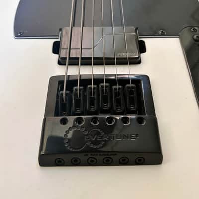 Halo Salvus-6 Baritone Solid White Satin 2022 w/ EverTune, Fishman Fluence & Rechargeable Battery image 5
