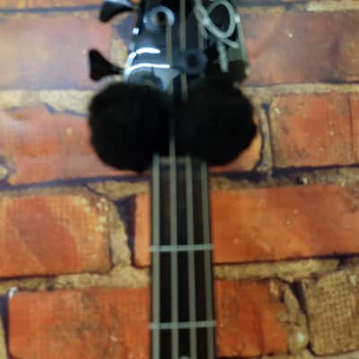 Peavey Millennium 4 string bass image 3