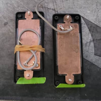 Univox Hi-Flier Phase II/2 Pickup set 1970s - P90s w/rings all original image 2