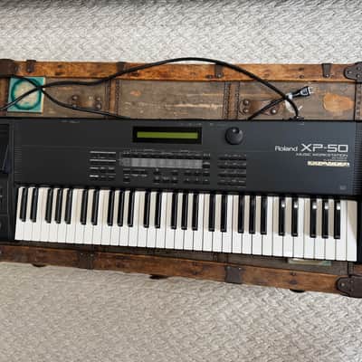 Roland XP-50 61-Key 64-Voice Music Workstation Keyboard 1995 - 1998 - Black