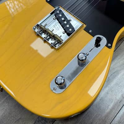 2000 Fender American Vintage Reissue '52 Telecaster - Butterscotch Blonde image 2