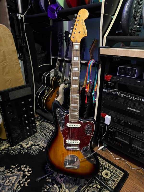 Squier Classic Vibe '70s Jaguar 2018 - Present 3-Tone Sunburst image 1