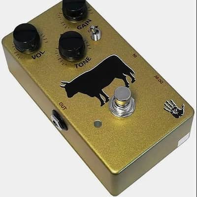 Mojo Hand FX Sacred Cow Professional Gold Overdrive Electric Guitar Effect Pedal image 2