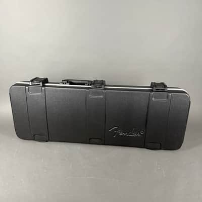 2011 Fender Standard Stratocaster RW sunburst like new Case image 19