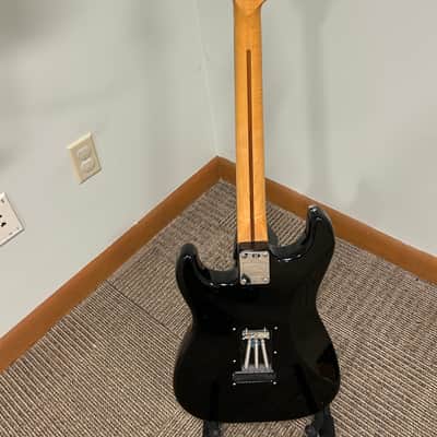 Fender Standard HSS Stratocaster with Maple Fretboard 2006 - 2017 - Black image 10