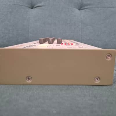 Roland TR-09 Rhythm Composer - White - BRIGHTON image 5