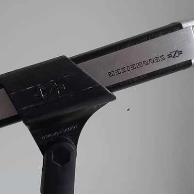 Sennheiser MD 441-N Supercardioid Dynamic Microphone 1971 - Present - Black image 8