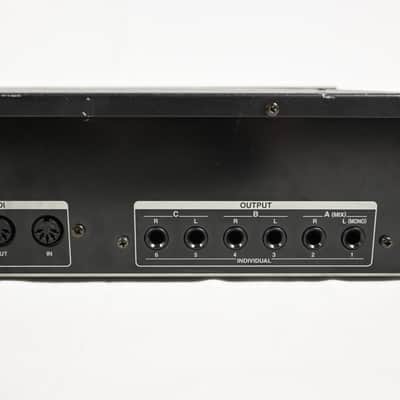 Roland XV-3080 image 9