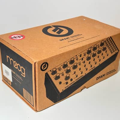 Moog DFAM Drummer From Another Mother Semi-Modular Analog Percussion Synthesizer 2018 - Present - Black/Wood Bild 3
