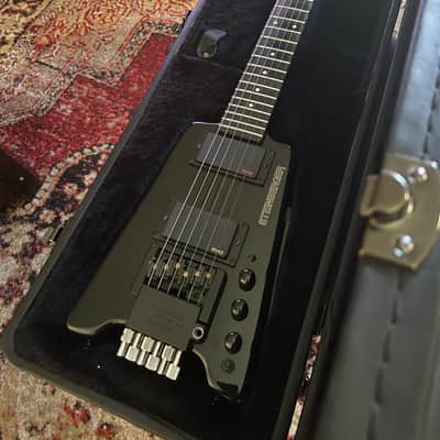 Early 2000s Steinberger GLB-2S Headless Guitar Black - Rare image 4