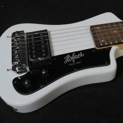Hofner HCT-SH-ELB Contemporary Series Shorty TRAVEL GUITAR  Electric ( Light ) Blue with Gig Bag image 3
