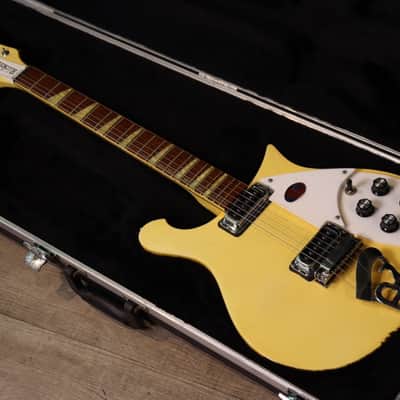 Rickenbacker 620 Yellow Limited Edition image 3