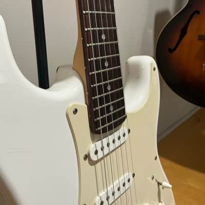 Squier Bullet Series Standard Stratocaster 1995 - 1996 - Arctic White image 15