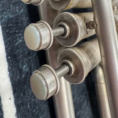 Conn Cavalier Cornet. Bflat Cornet.(1925) image 6