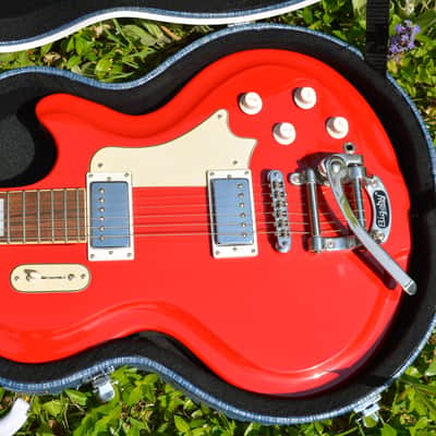 Airline '59 Coronado Deluxe DLX in Gloss Red w/New Chrome Dunlop Straploks, & New Supro Hardshell Case ~ As New ! image 9