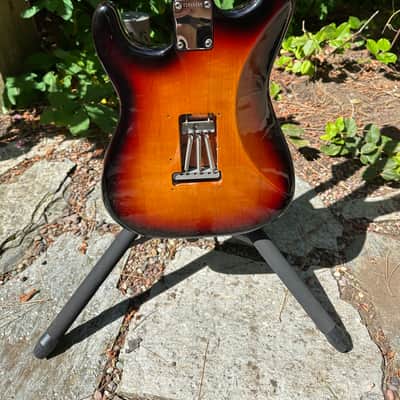 2018 Fender American Original ’60s Stratocaster electric guitar w/case image 8