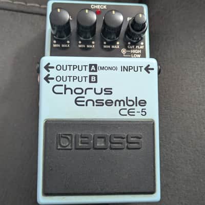 Boss CE-5 Chorus Ensemble (Blue or Pink Label) | Reverb