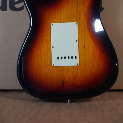 Fender Classic Series '70s Stratocaster (2004) + Fender Gig Bag image 13