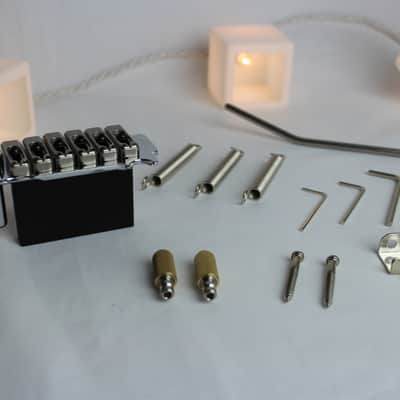Wilkinson WVS50 IIK Tremolo - Chrome image 1