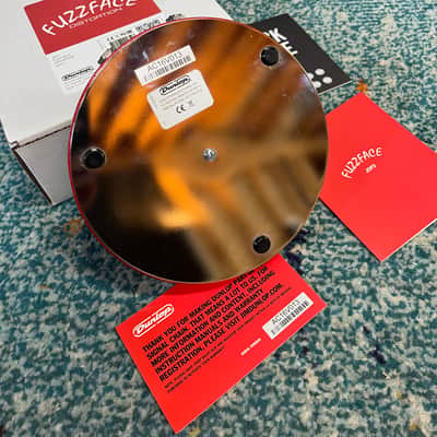 Dunlop JDF2 Fuzz Face Distortion 1996 - Present - Red image 5