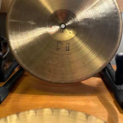 Paiste 14" 2002 Sound Edge Hi-Hat Cymbals (Pair) 1971 - 1980 - Traditional with Black Label image 4