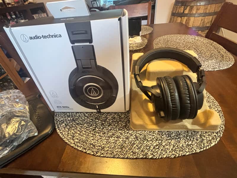 Audio-Technica ATH M40x 2010s - Black image 1