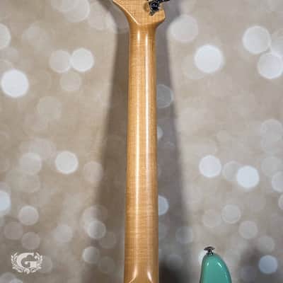 Suhr Classic S Antique HSS Maple 2025 - Surf Green image 7