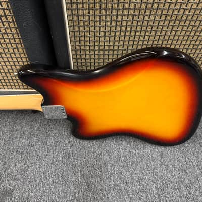 Fender American Vintage '65 Jazzmaster 2017 - 3-Color Sunburst image 7