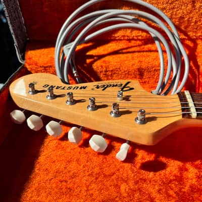 *MINTY* Fender  Mustang  1972 - Sunburst ~ Closet Queen ~ image 5