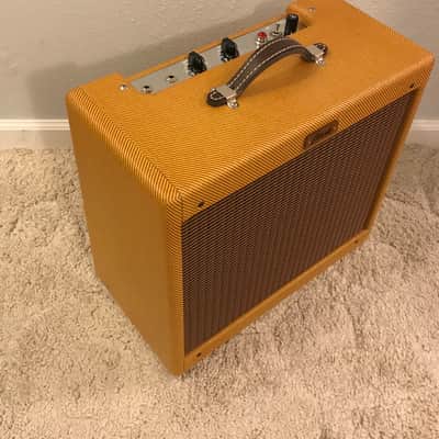 Clark Amplification Webster 2020 Tweed image 5