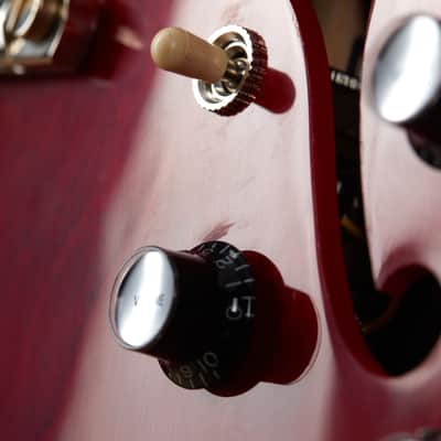 Gibson Custom 1964 ES-335 Reissue, Sixties Cherry | Demo image 6