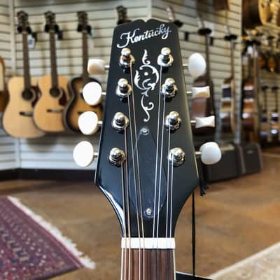 Kentucky KM-270 Deluxe Oval Hole A-Style Spruce/Maple Mandolin Sunburst w/Padded Gig Bag image 7