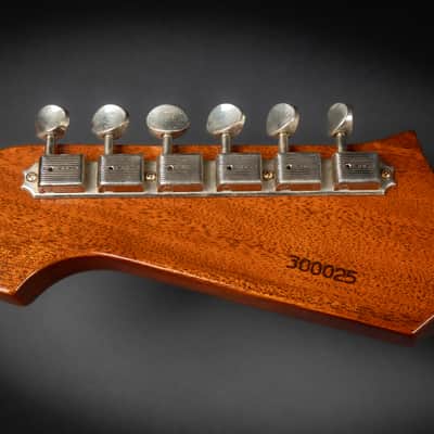 2023 Gibson Custom Shop '65 Non-Reverse Firebird V Reissue with Maestro Vibrola - Vintage Sunburst VOS | USA Mini Humbucker 3.6kg | CoA OHSC image 17