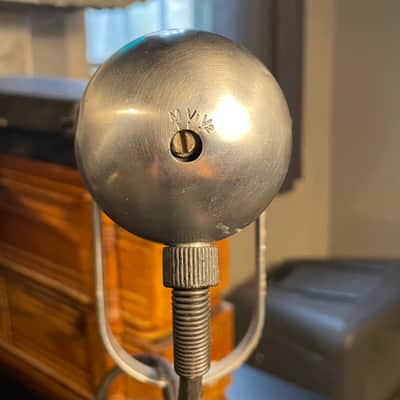 RCA 77-D Ribbon Microphone 1945 - 1955 - Silver / Red Badge image 7