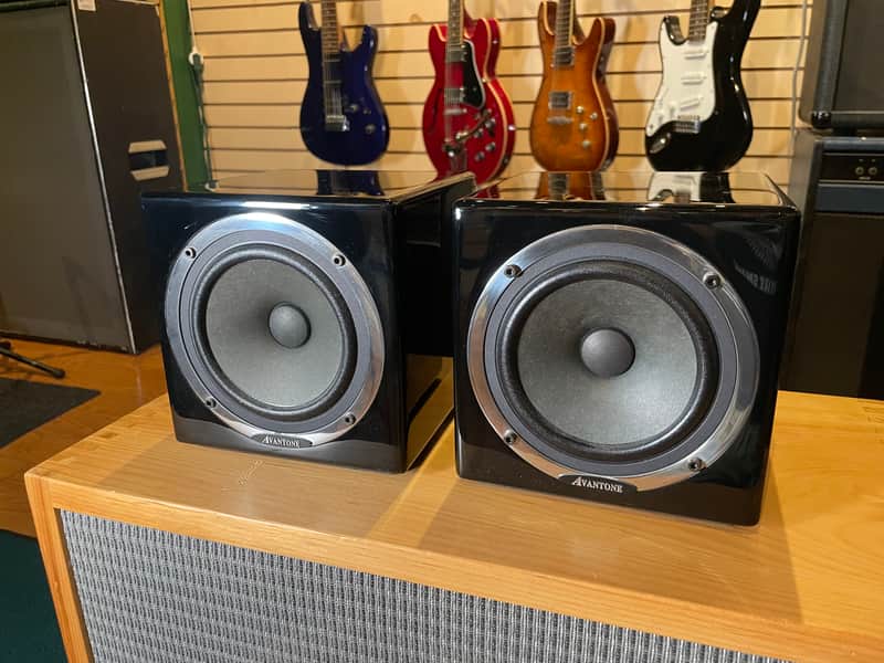 Avantone Pro Active MixCubes (Pair) - Black - Includes Power Supplies image 1