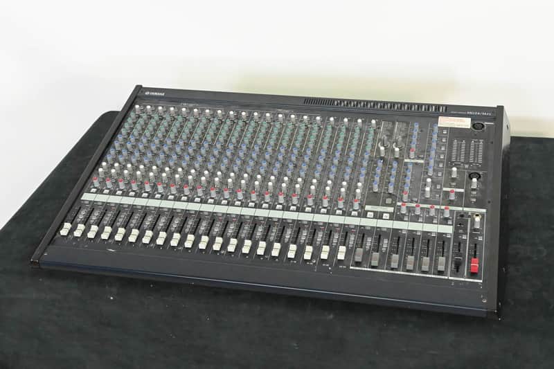 Yamaha MG24/14FX 24-Input 14-Bus Mixing Console with Effects CG01LR9 image 1