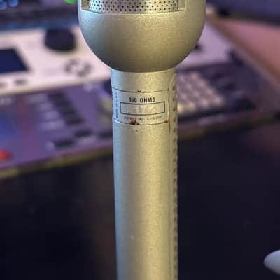 Refurbished Electro-Voice RE15 Supercarioid Dynamic Microphone MIC image 4