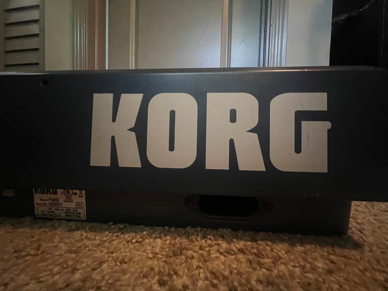 Korg PA800 2006-2011 - Blue and Silver image 1
