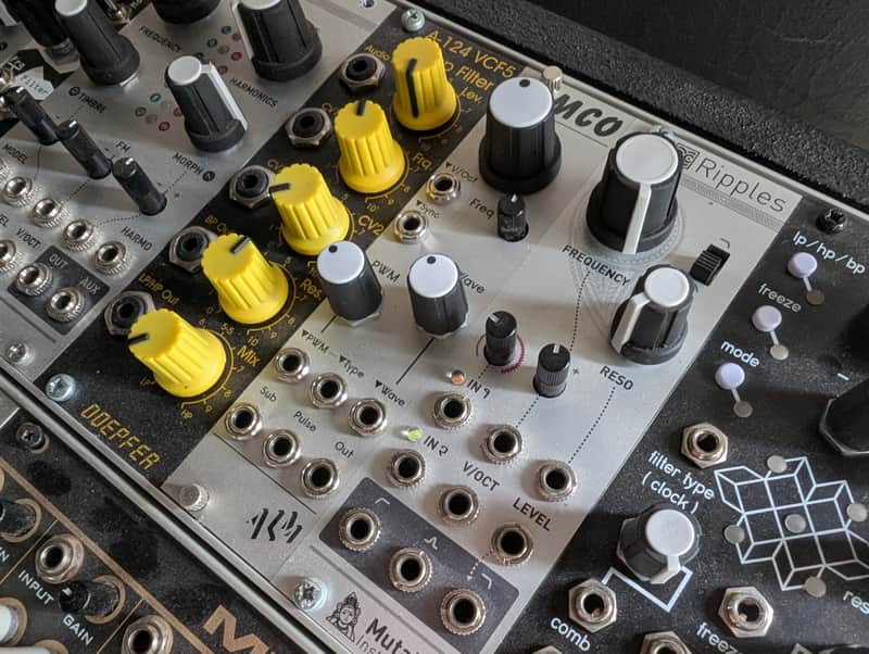 ALM/Busy Circuits ALM021 MCO Digital VCO Eurorack Synth Module 2020 - Present - Silver image 1