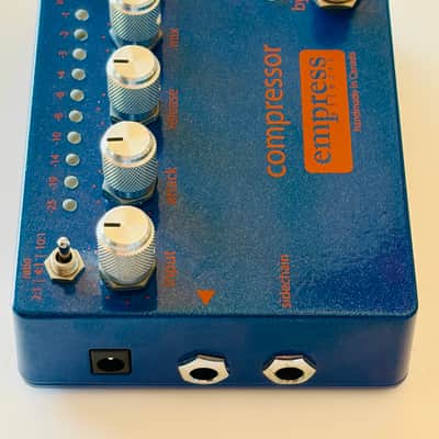 Empress Compressor 2010s - Blue image 3