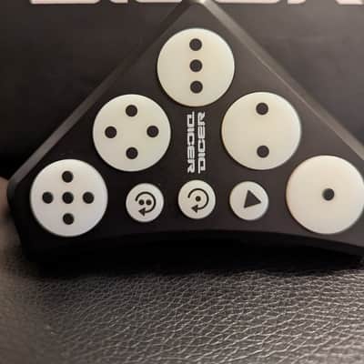 Novation Dicer Dual DJ Controller, Hard Shell Case & Cables image 4