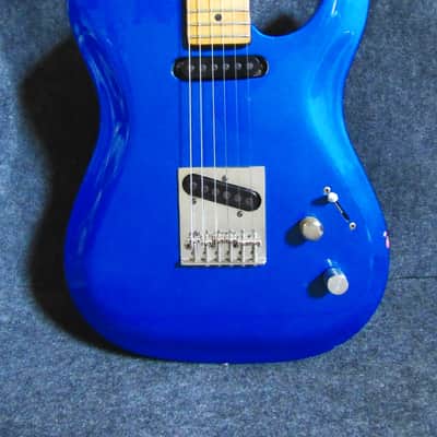 1989 PEAVEY GENERATION STANDARD TELE STYLE GUITAR WITH GATOR HARDSHELL CASE MADE IN THE USA!!! image 2