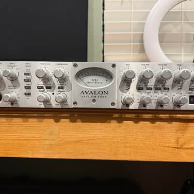 Avalon VT-737sp Tube Channel Strip image 2