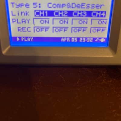 Edirol R-4 (4 channel portable recorder and wave editor) 44.1, 44.8 and 96khz image 10
